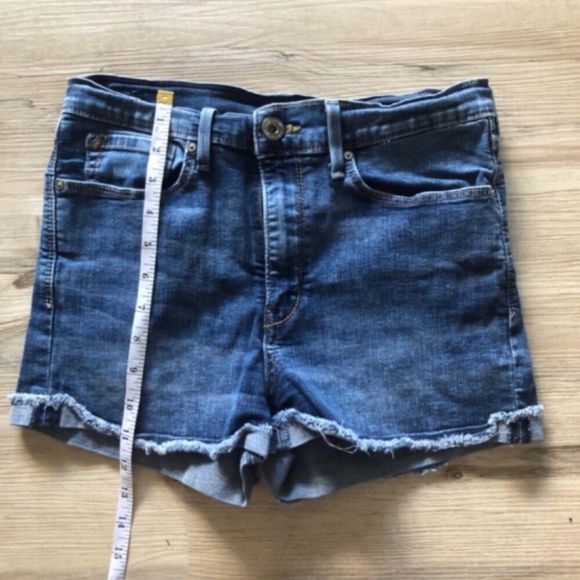 Denizen by Levi’s High Rise Shortie Shorts - Picture 6 of 7